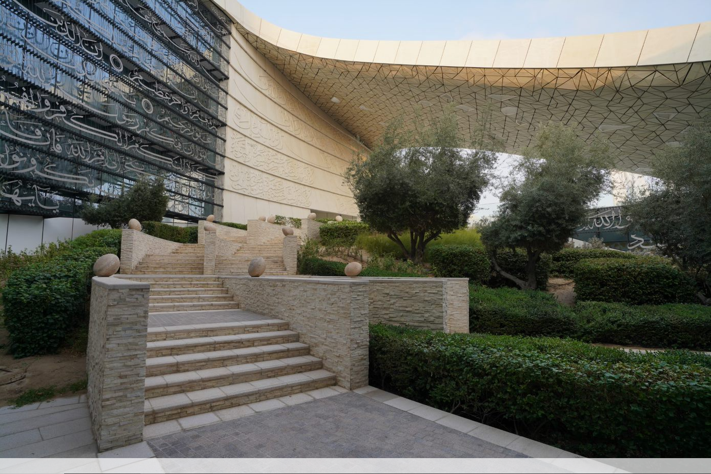 دُفعة جديدة من طلاب جامعة حمد بن خليفة يترقبون بحماس العام الأكاديمي القادم