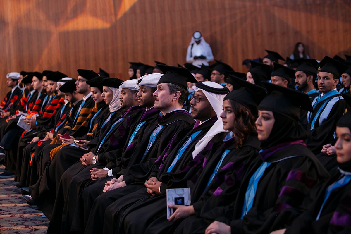 خريجو جامعة حمد بن خليفة يتحدثون عن رحلتهم المميزة في الدراسات العليا