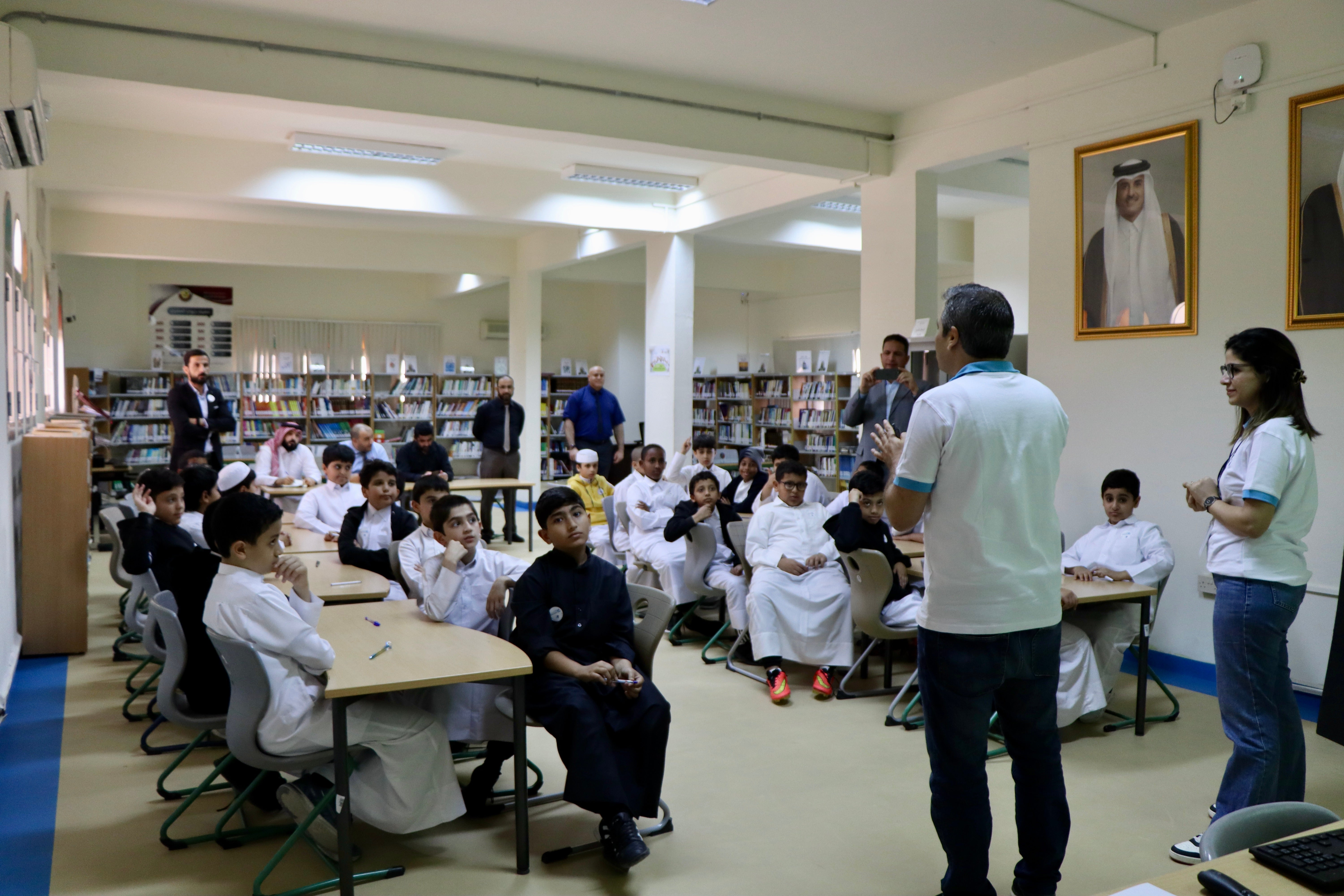 QBRI discuss Autism Awareness with schoolchildren