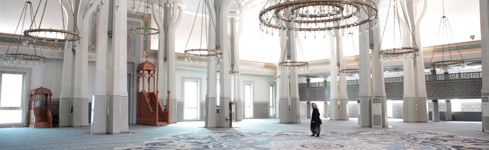 Beyond the Image of the Mosque