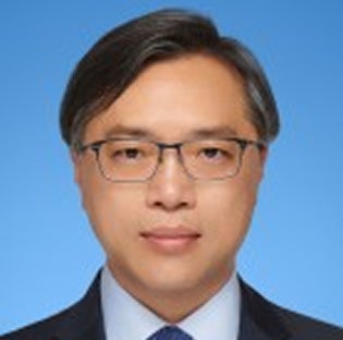 Learn more about Dr. Feihe Huang
