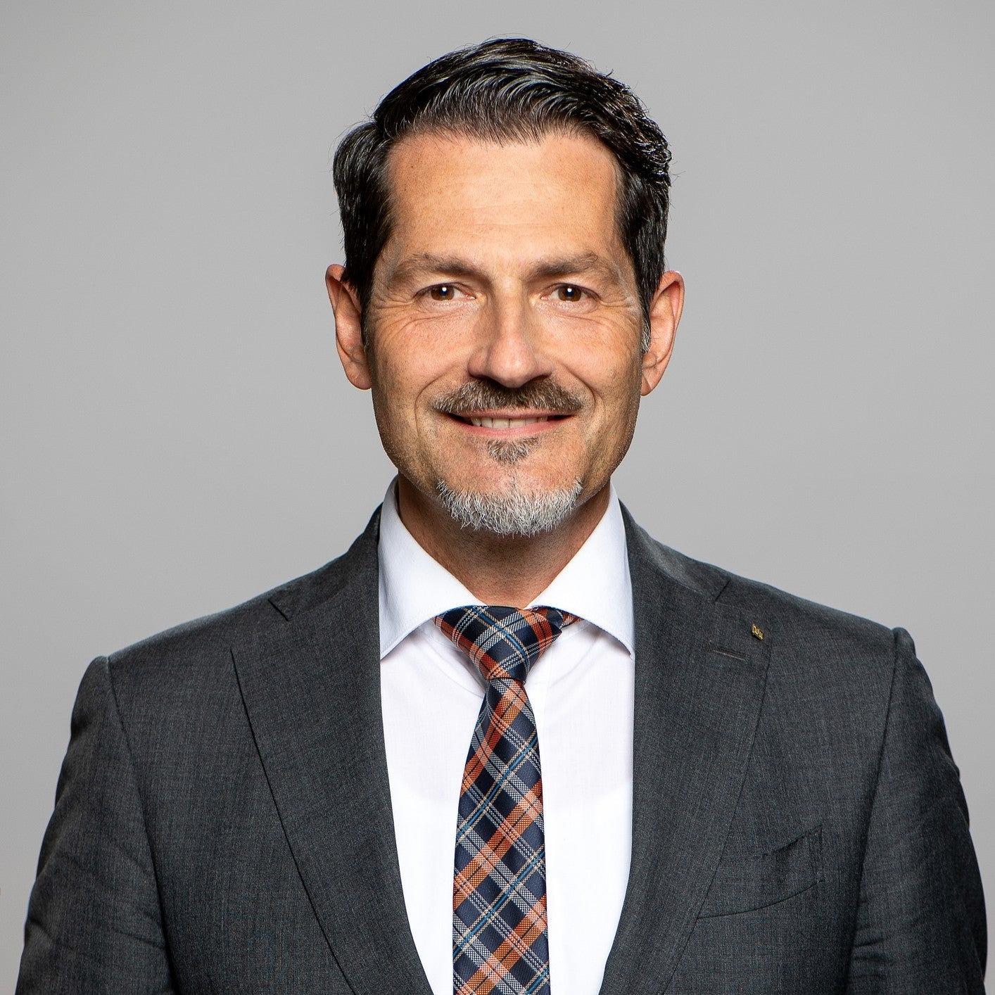 Dr. Thomas F. Hofmann