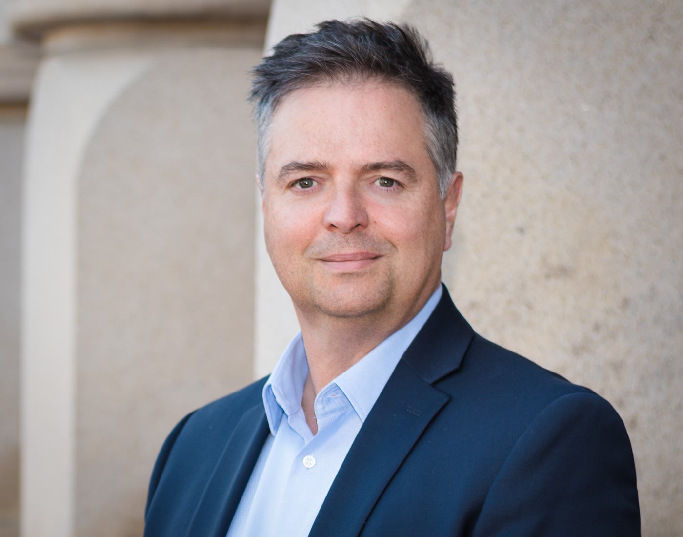 كلية السياسات العامة بجامعة حمد بن خليفة تطلق موقعًا إلكترونيًا  لتعقب استجابات الحكومات لفيروس كوفيد-19 