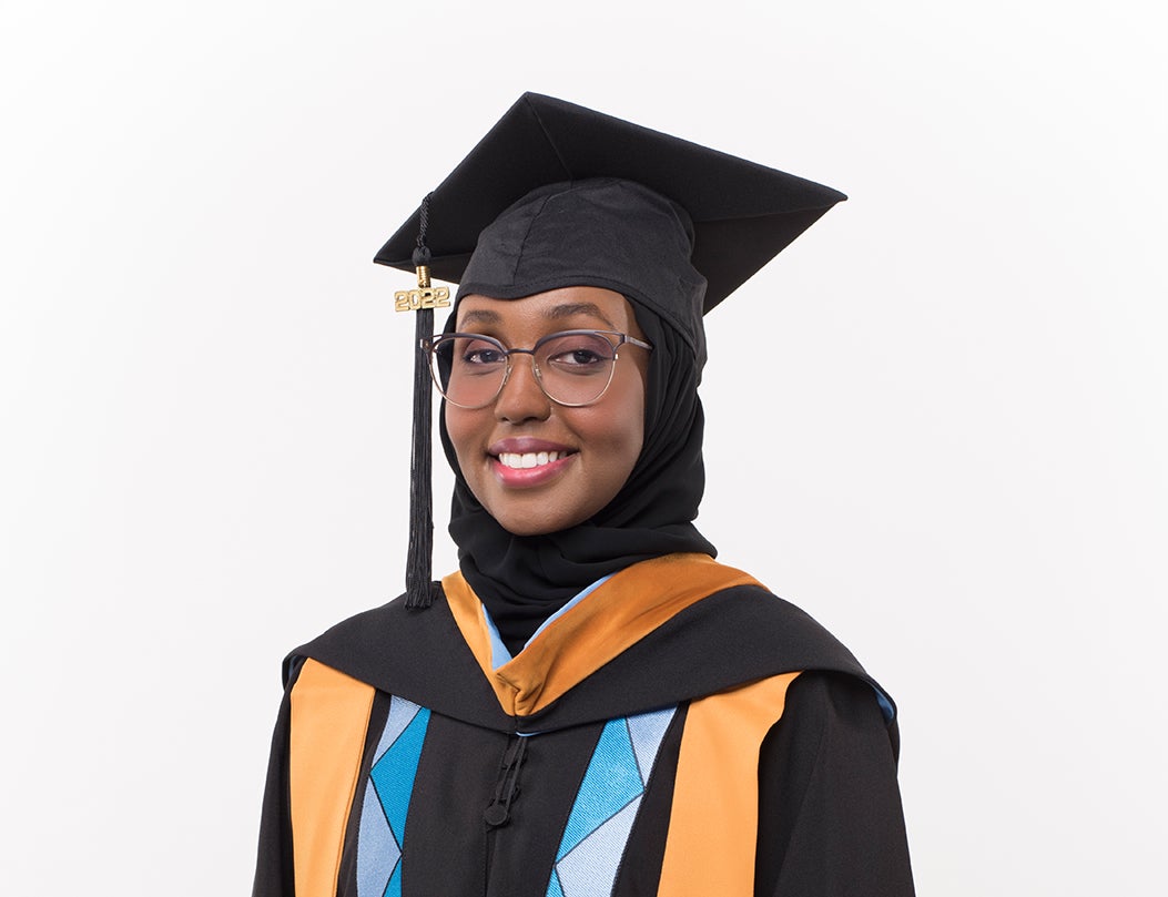 خريجو جامعة حمد بن خليفة دفعة 2022: مريم جمعة علي عثمان  كلية العلوم الصحية والحيوية