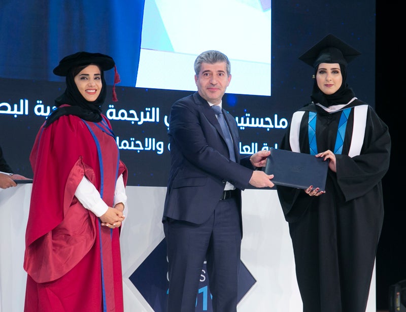 خريجات كلية العلوم الإنسانية والاجتماعية بجامعة حمد بن خليفة يُساهمن في بناء المجتمع وتعزيز المعرفة