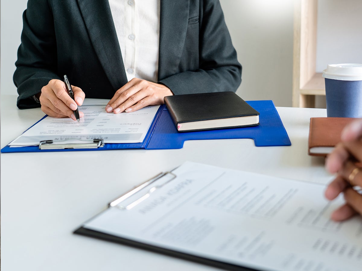 كلية الدراسات الإسلامية بجامعة حمد بن خليفة توقع مذكرة تفاهم مع الجامعة الإسلامية العالمية في ماليزيا 