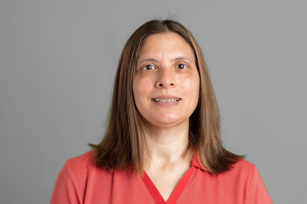 الدكتوة كاميلا سوارت أريس