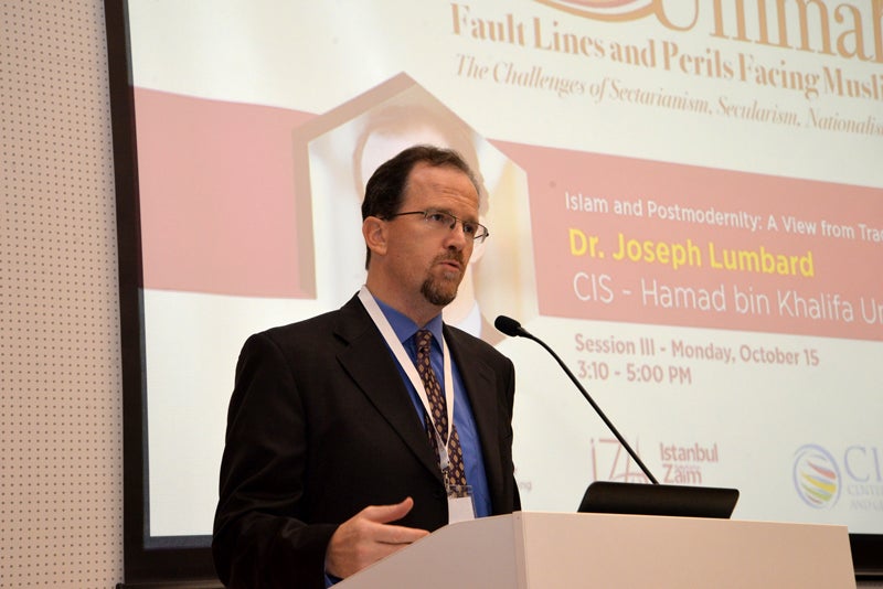 كلية الدراسات الإسلامية بجامعة حمد بن خليفة تشترك في تنظيم المؤتمر الدولي الثاني حول الأمة الإسلامية