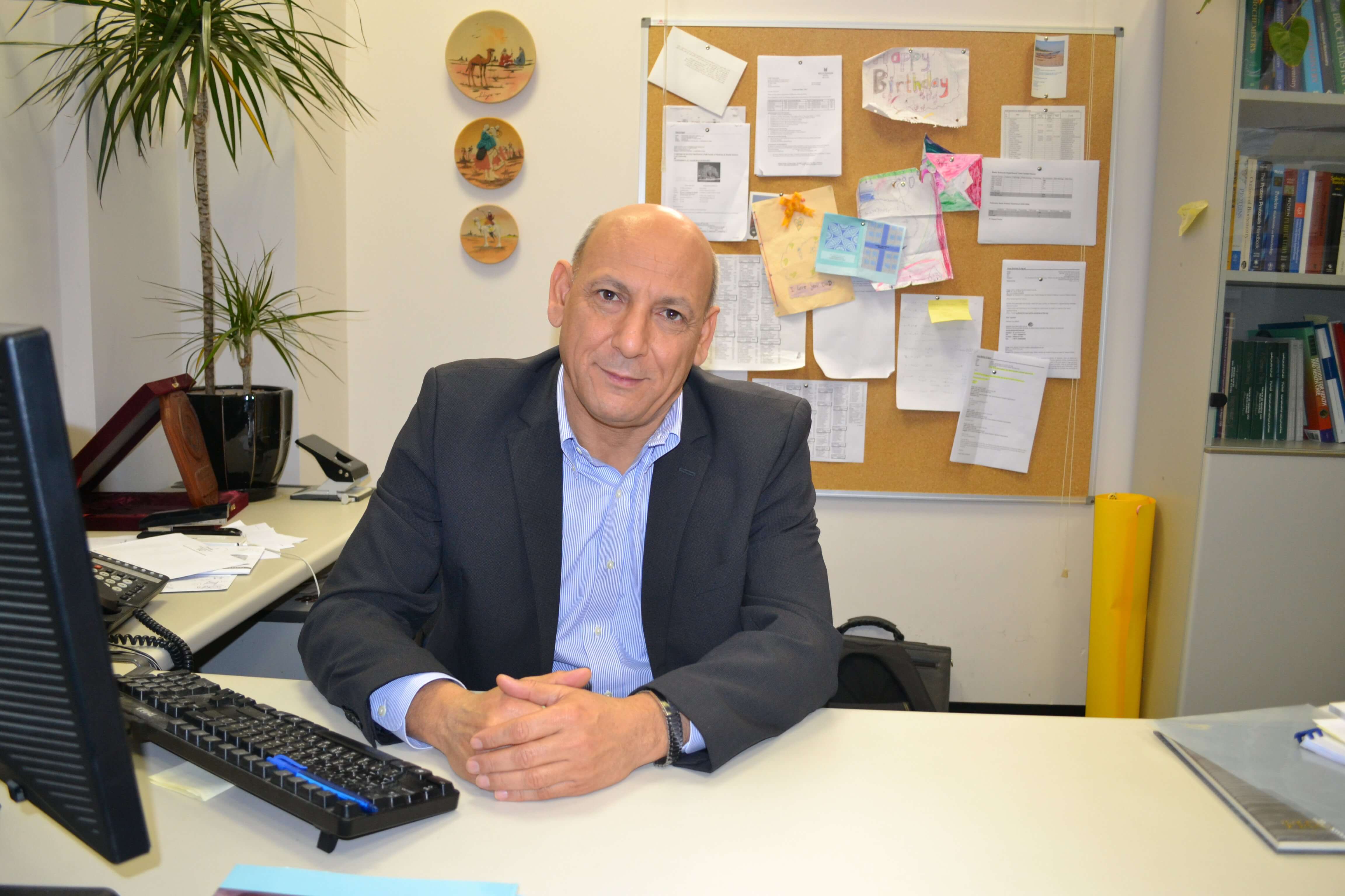 HBKU Professor of Life Science, Dr. Omar El-Agnaf, wins prestigious grant from The Michael J. Fox Foundation for Parkinson’s Research