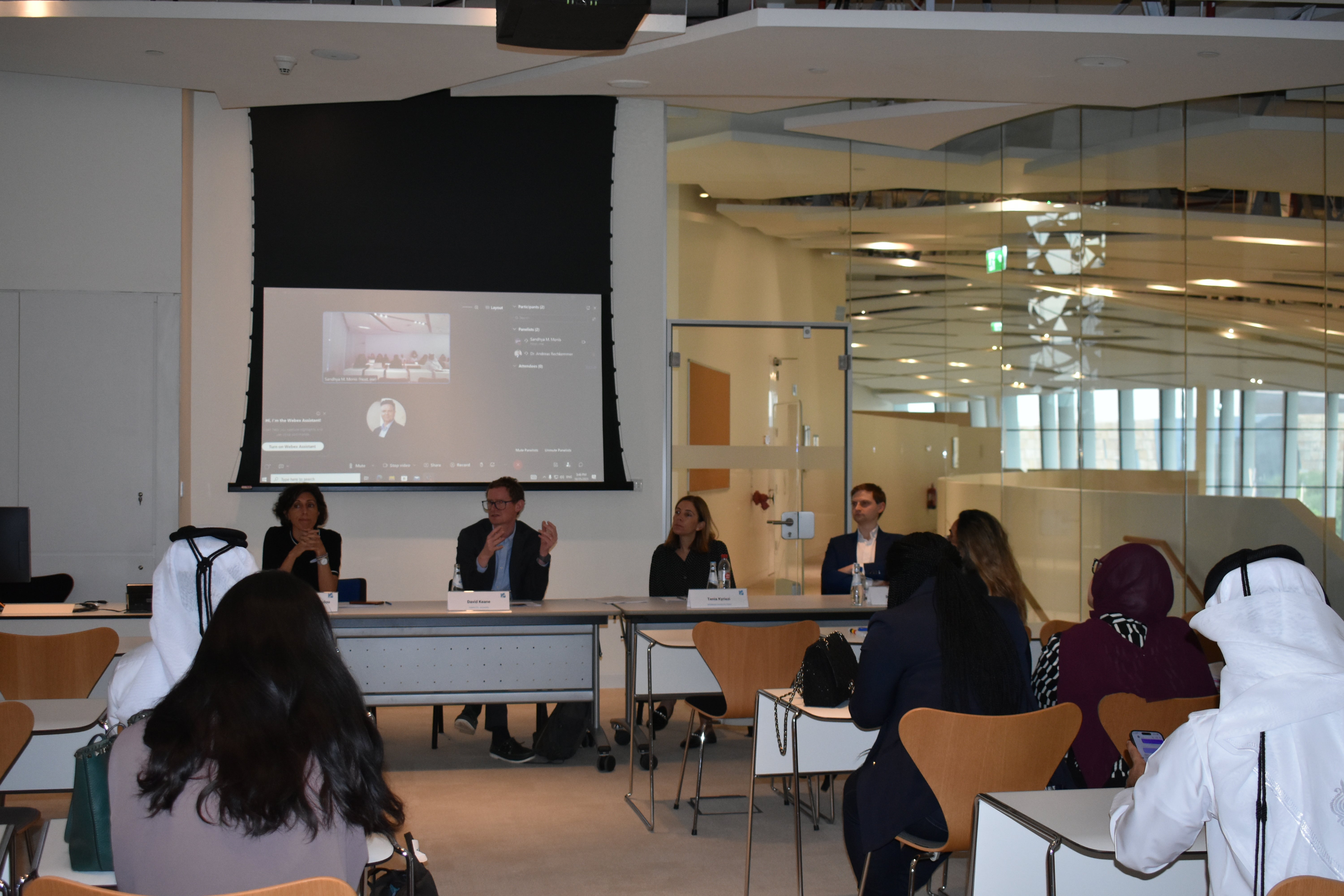 كلية القانون بجامعة حمد بن خليفة تستضيف طاولة مستديرة حول حقوق الإنسان في قطر والخليج