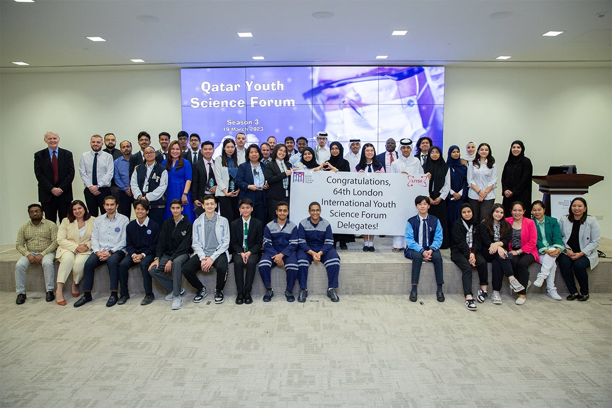 HBKU OVPR staff and student participants congratulating the winning teams who will be representing Qatar at the 64th International Youth Science Forum.
