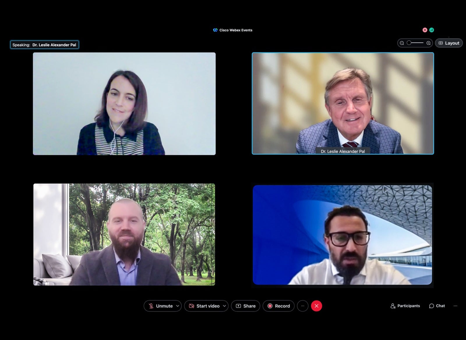 كلية السياسات العامة تعقد جلسة تعريفية ببرامجها