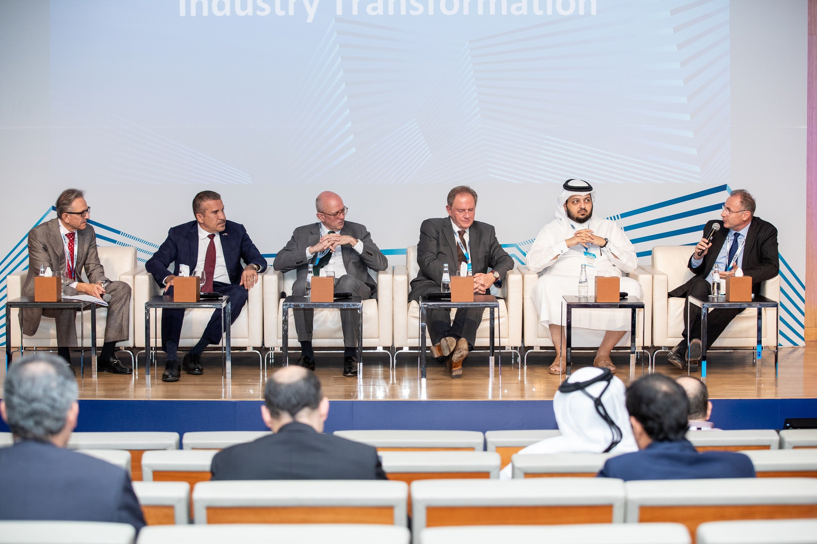 معهد قطر لبحوث البيئة والطاقة يختتم مؤتمر مدته أربعة أيام بمناقشات عن البيئة والطاقة والمياه