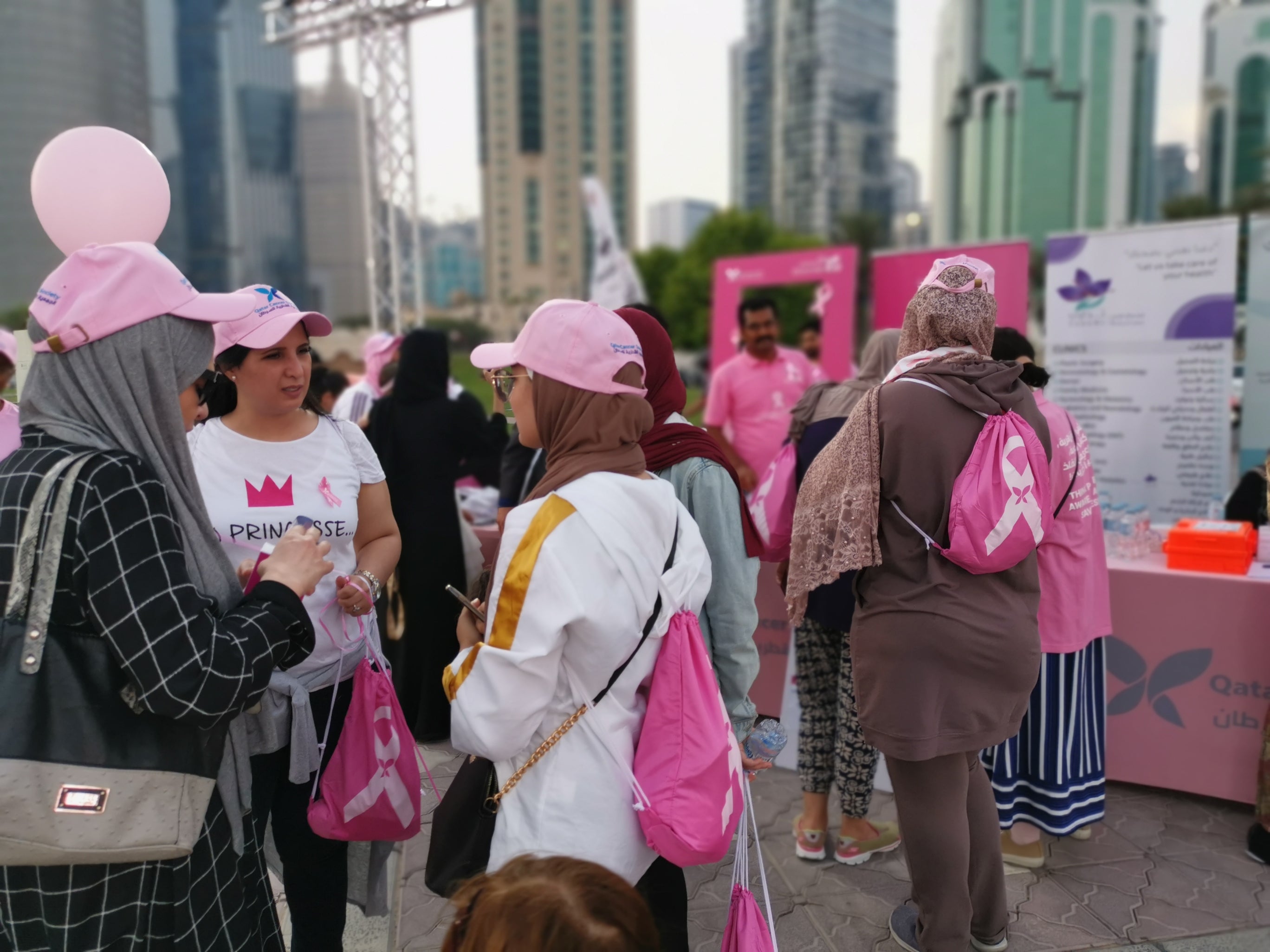 Qatar Biomedical Research Institute Devotes Week to Breast Cancer Awareness