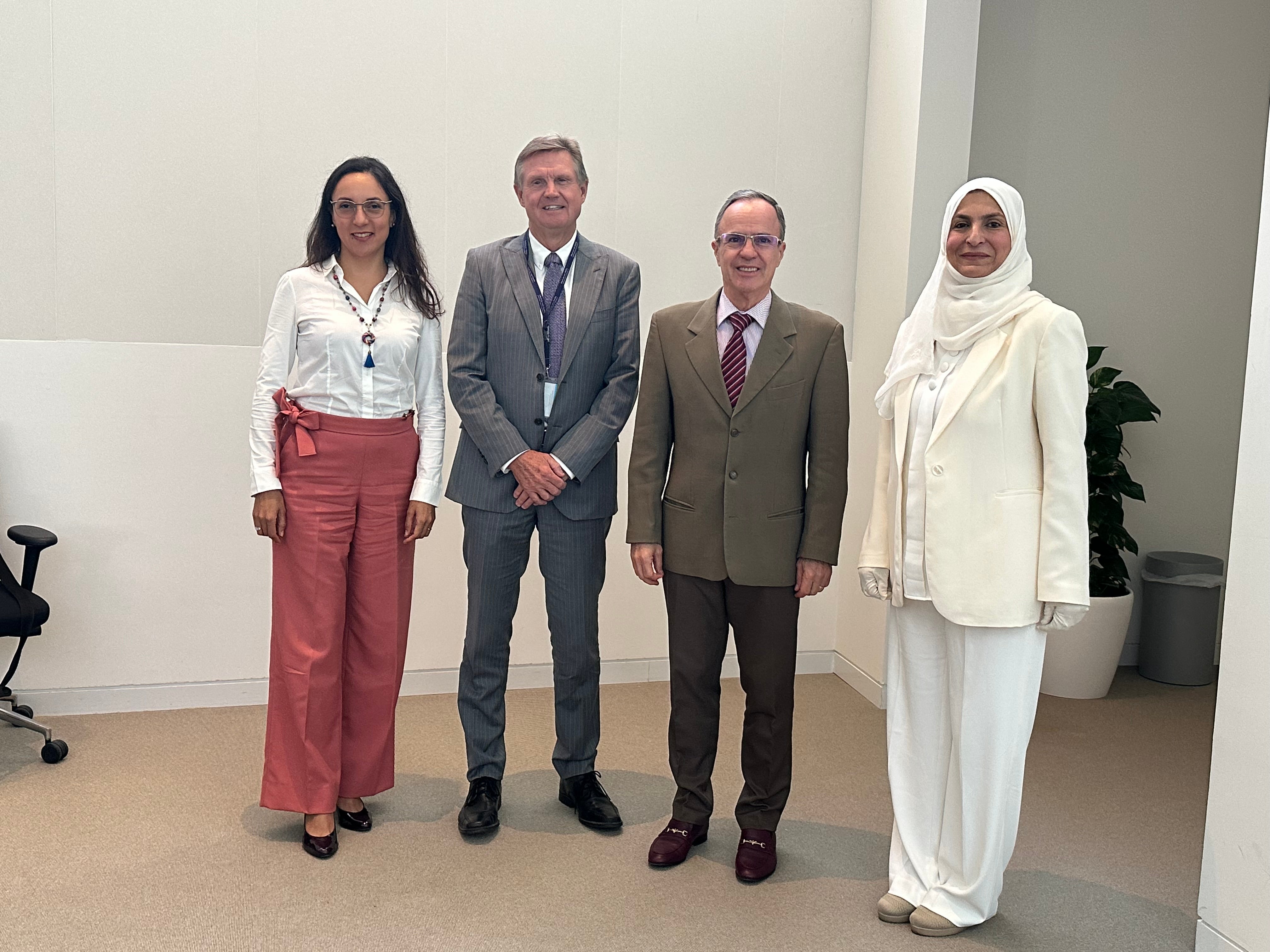 كلية السياسات العامة والمنظمة الدولية للهجرة تعقدان محاضرة عن سياسات الهجرة المقارنة