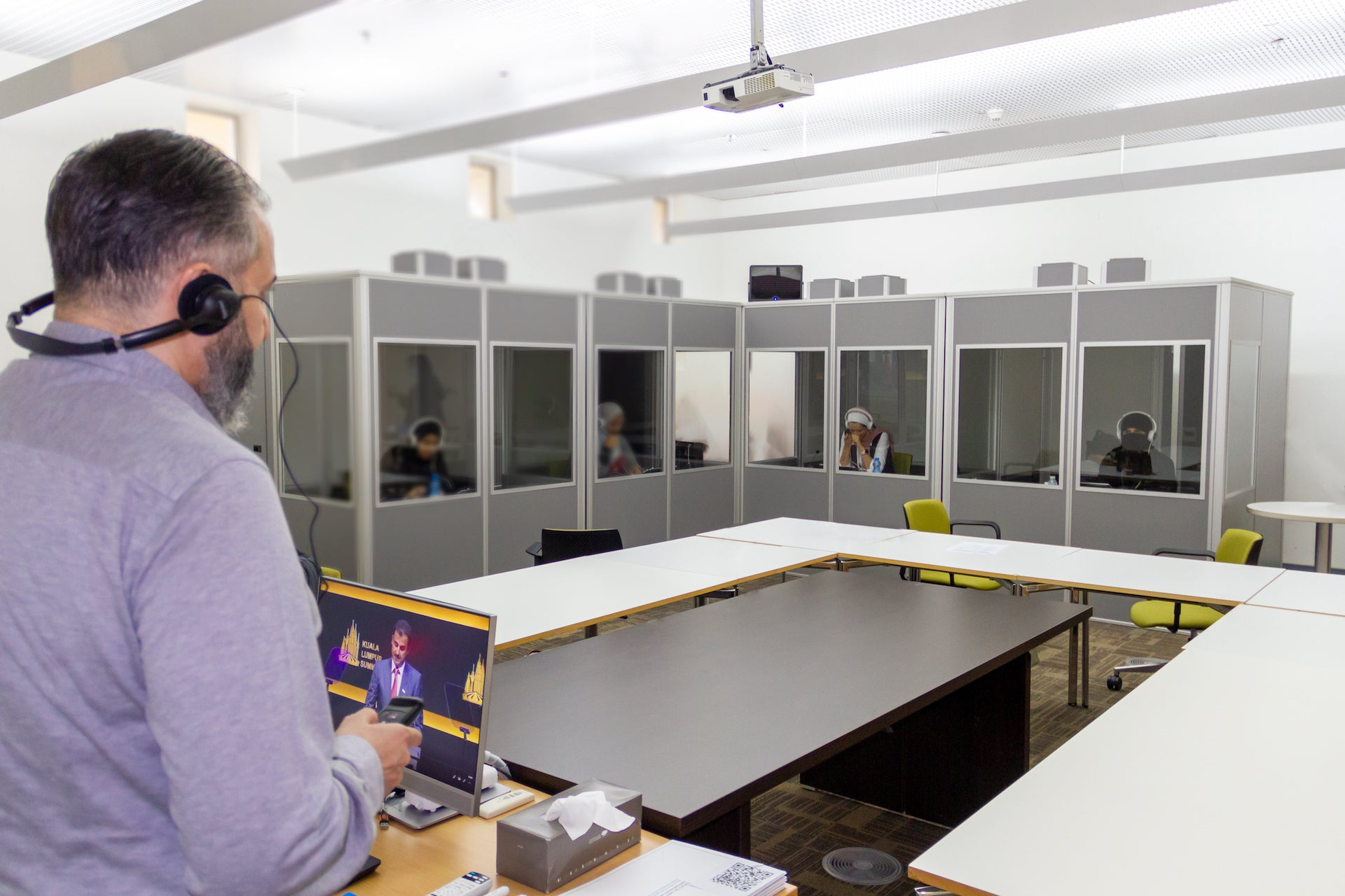 معهد دراسات الترجمة بجامعة حمد بن خليفة يفتح باب التسجيل في ورش عمل الترجمة الاحترافية