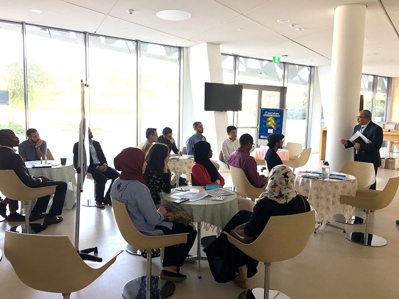 طلاب كلية الدراسات الإسلامية بجامعة حمد بن خليفة يصدرون بيانًا للبشرية 