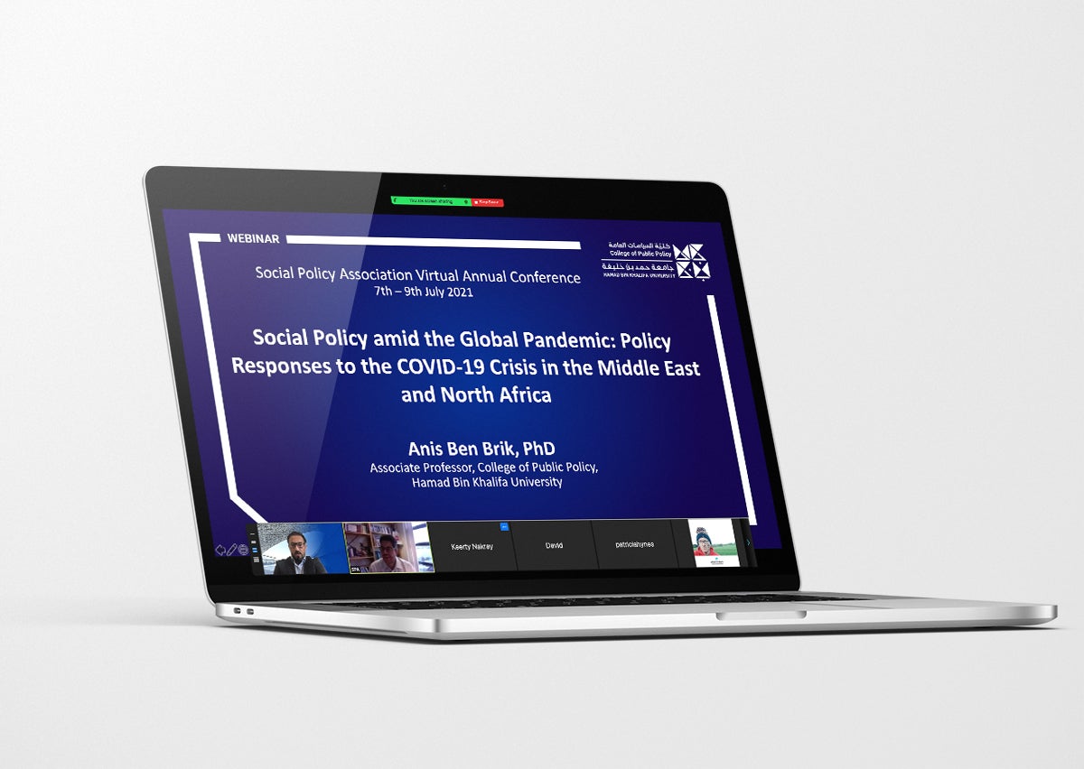 أستاذ بكلية السياسات العامة يناقش الاستجابات الإقليمية للجائحة العالمية في مؤتمر لرابطة السياسات الاجتماعية