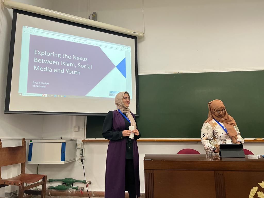 CIS Shares Study on Social Media and Muslim Youth