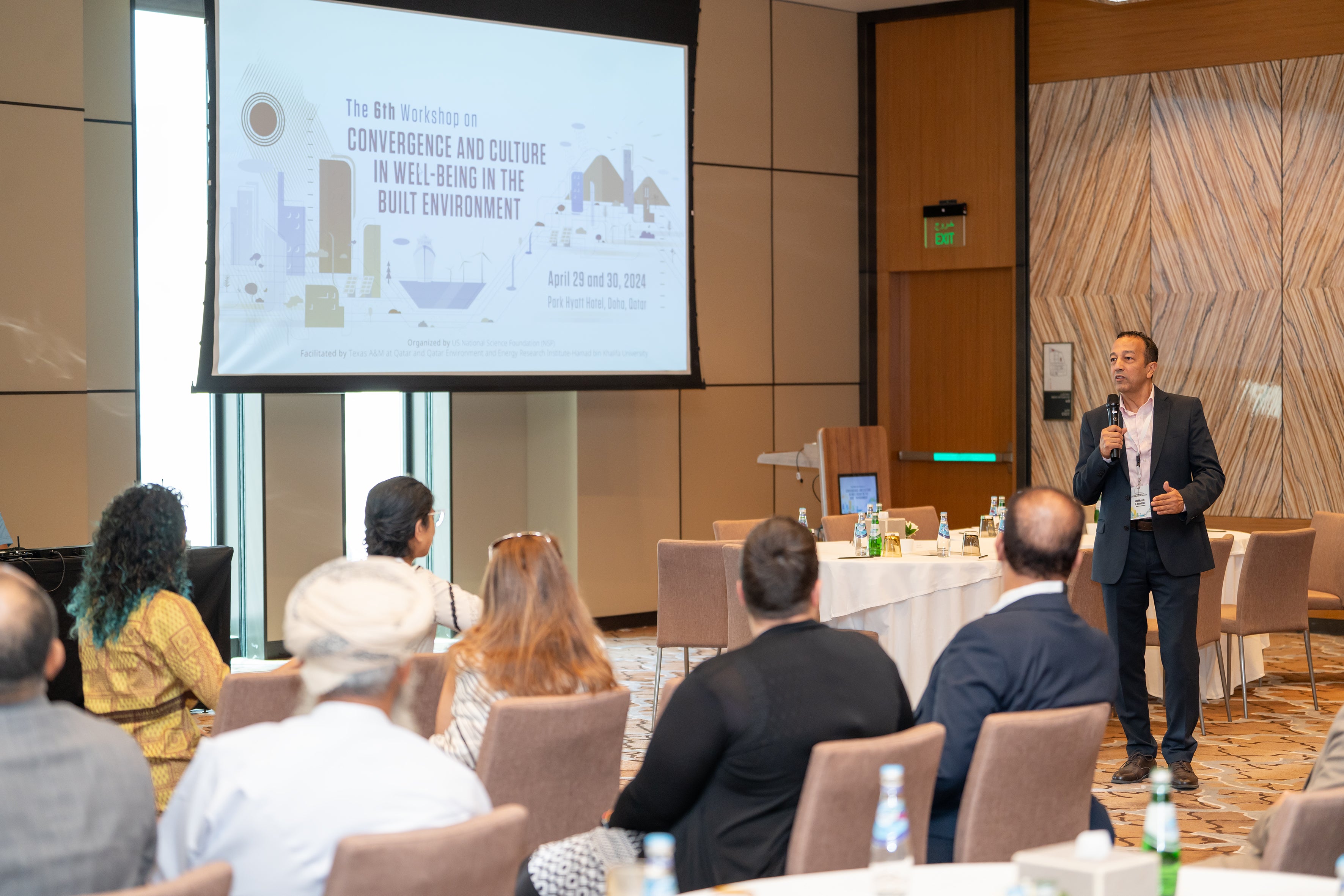 جانب من المشاركين في الورشة