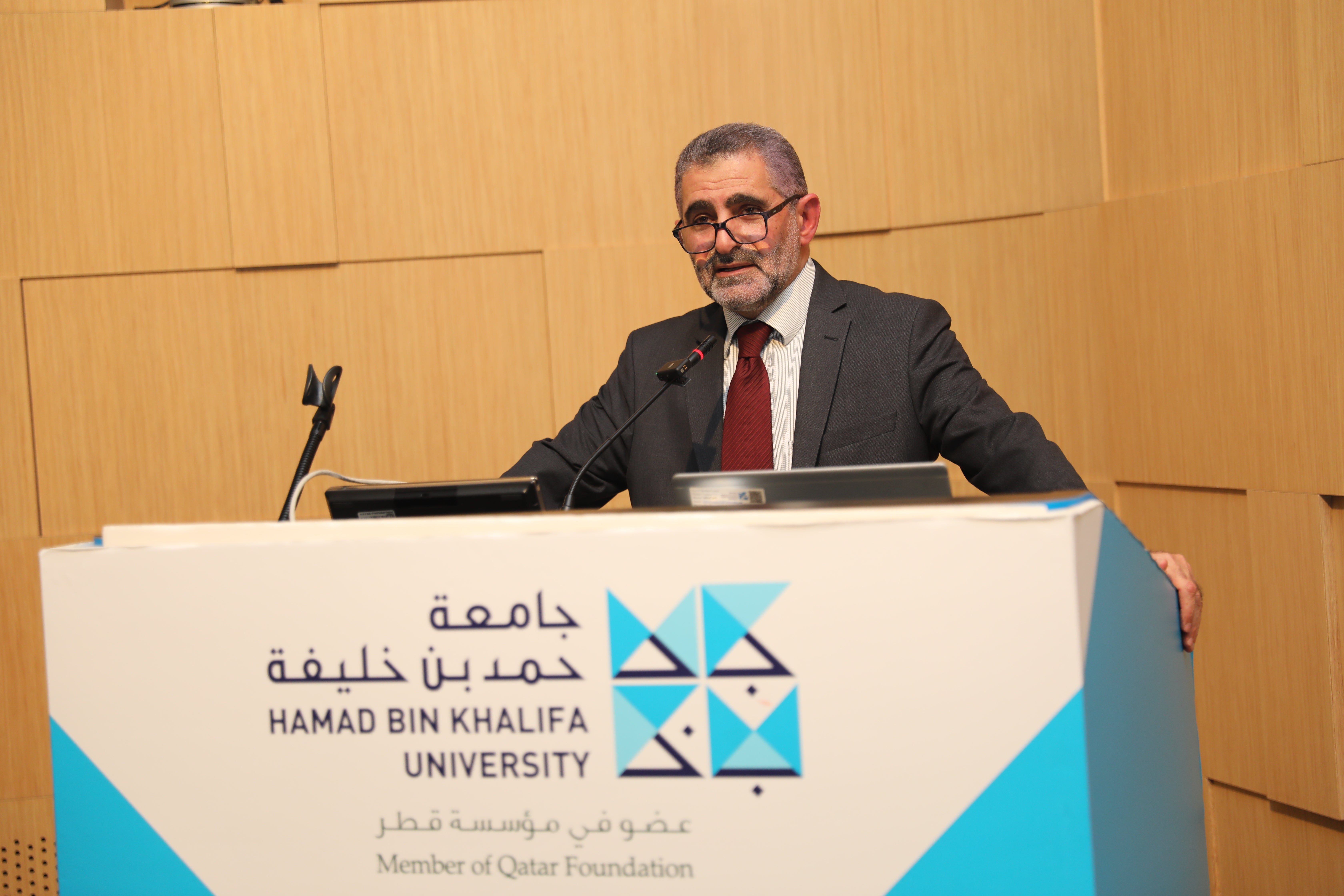 كلية الدراسات الإسلامية بجامعة حمد بن خليفة تستضيف محاضرة حول أهمية فلسطين في الحضارة الإسلامية