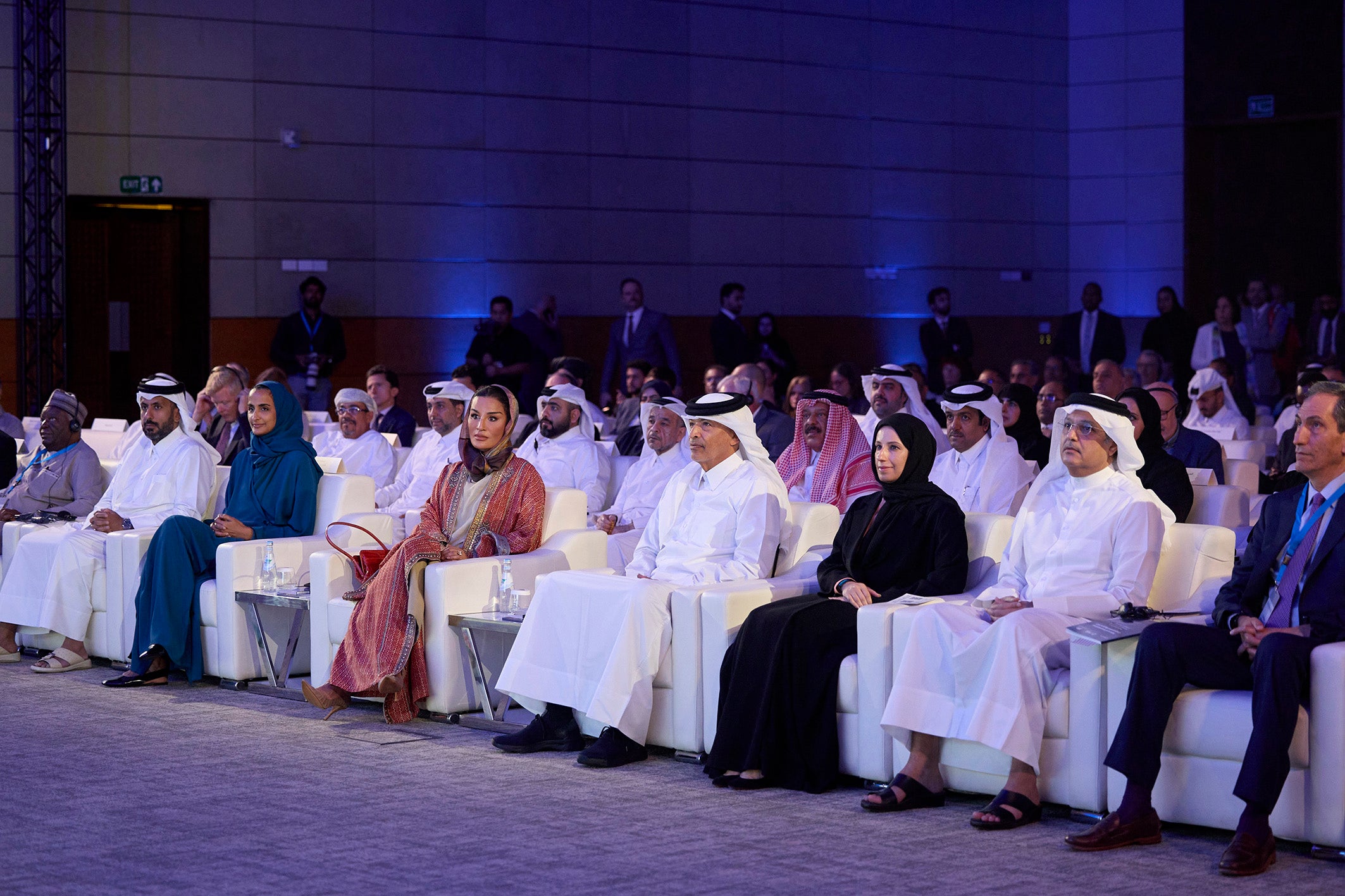 Her Highness Sheikha Moza bint Nasser, Her Excellency Sheikha Hind bint Hamad Al Thani, Vice Chairperson and CEO of QF and Chairperson of HBKU’s Board of Trustees, and other high-level guests witness the reveal of the Institute’s mission, logo, and Advisory Board.