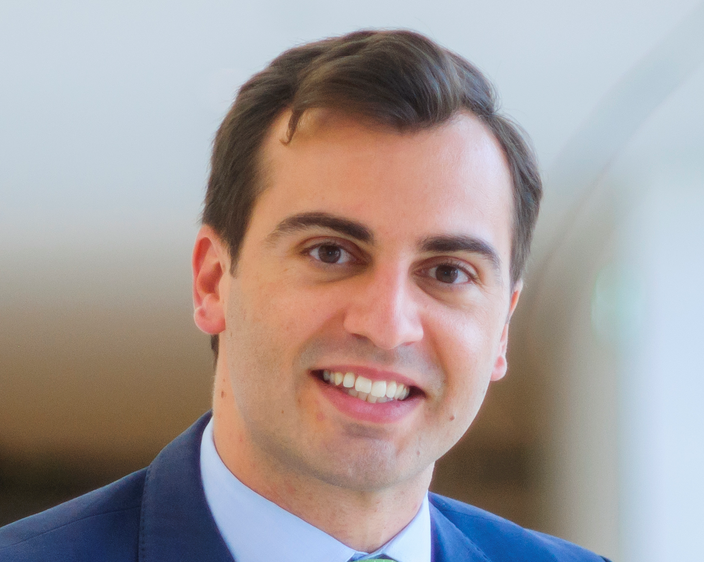 كلية القانون بجامعة حمد بن خليفة تشارك في تنظيم  ندوة قانون الاستثمار الدولي ورأسمالية الدولة 