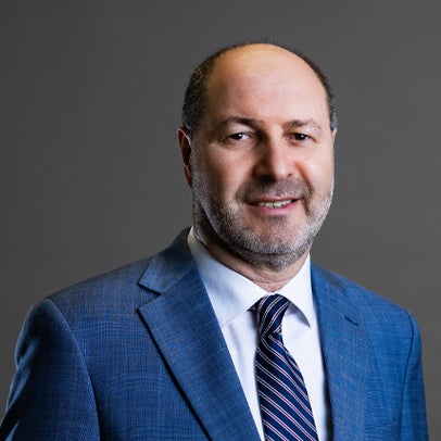 الدكتور مروان كمال خريشة