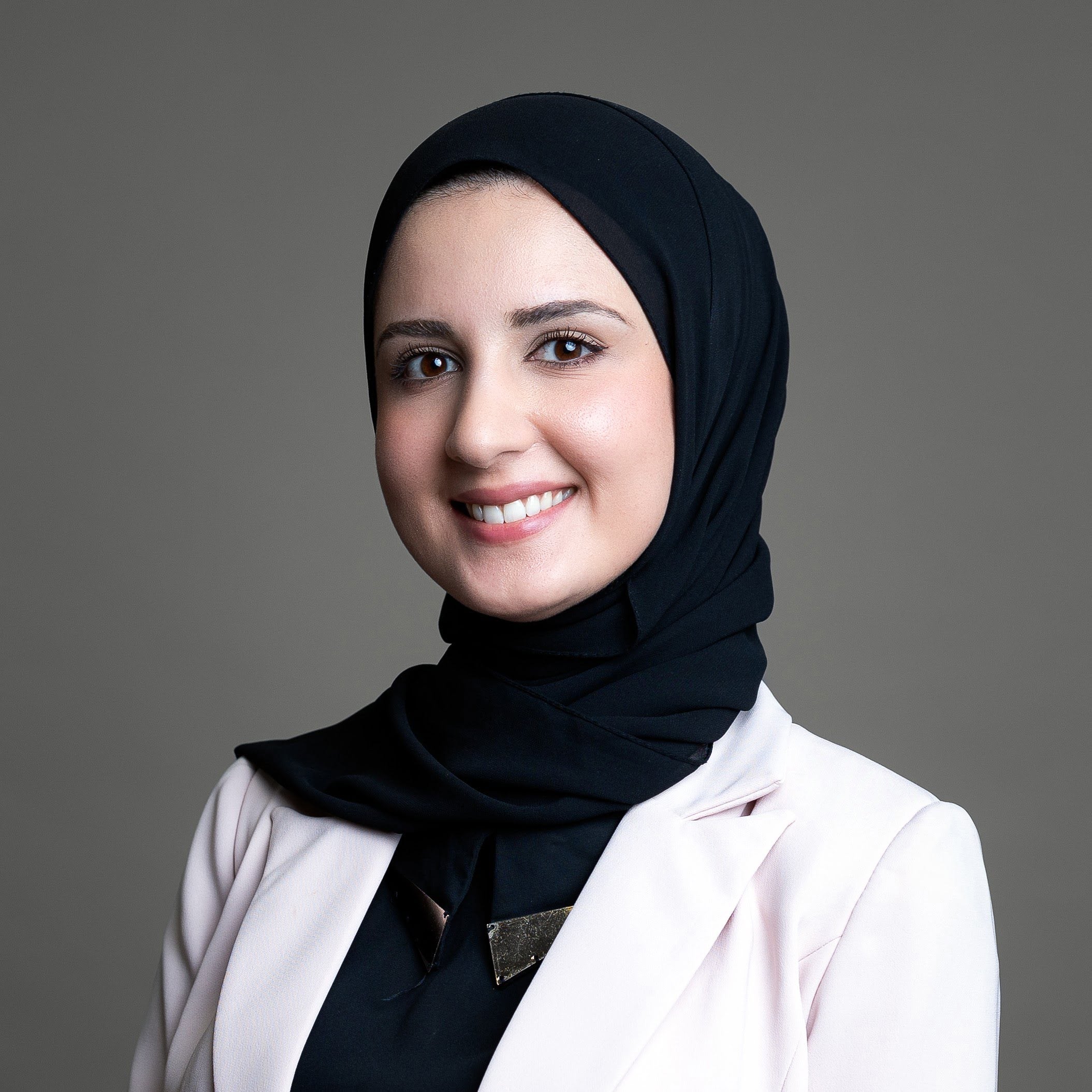 علا العناني 