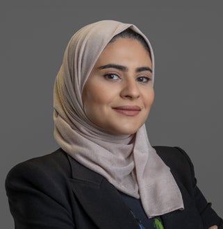 أسماء سلمان