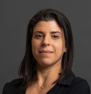 الدكتورة لينا ماجد