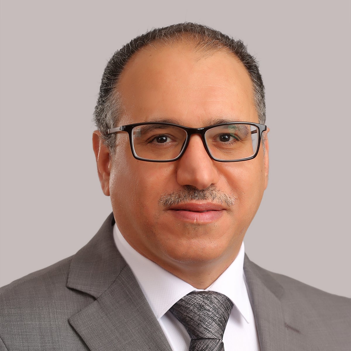 الدكتور ليث أبو رداد