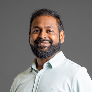 الدكتور رازق بن عبد المؤمن