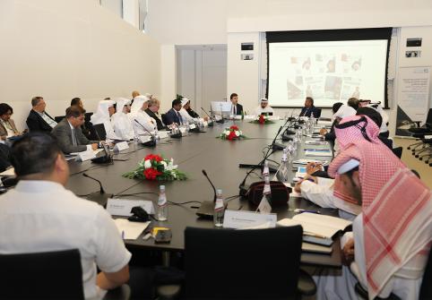 كلية الدراسات الاسلامية اجتماع المائدة المستديرة السابع للرؤساء التنفيذيين وقادة التمويل الإسلامي