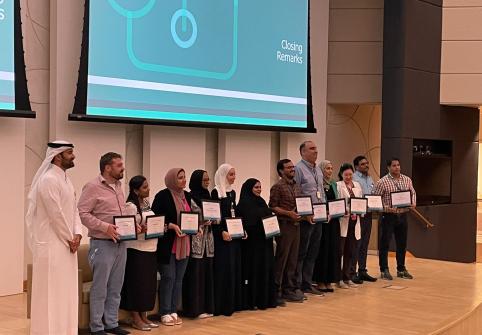 تتويج طالبة دكتوراه في جامعة حمد بن خليفة بجائزة أبرز الباحثين المبتدئين في عام 2022