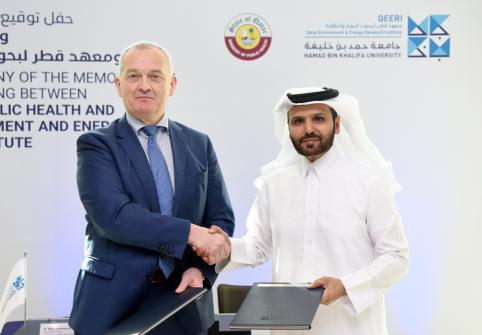 Dr. Marc Vermeersch, executive director of the Qatar Environment and Energy Research Institute, and Dr. Salih Al-Marri, MoPH Assistant Minister for Health Affairs.  