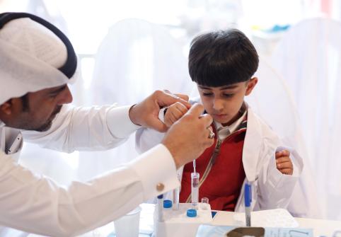 معهد قطر لبحوث الطبّ الحيوي في جامعة حمد بن خليفة يُركّز على التوعية المجتمعيّة