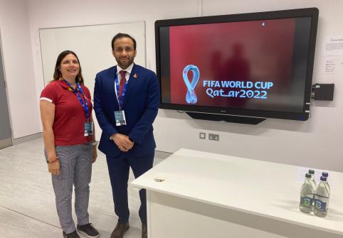 قدَّمت  الدكتورة كاميلا سوارت وفيصل أحمد المهندي ورقة بحثية بعنوان "التنمية المستدامة في قطر: دراسة حالة لاستادات بطولة كأس العالم لكرة القدم 2022".