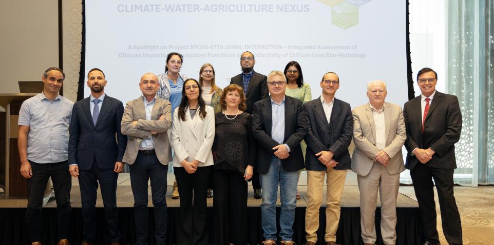 Participants at CSE water scarcity symposium